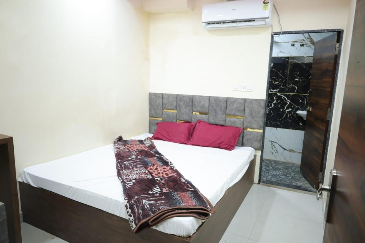 Hotel Shree Kalbhairav Kripa Ujaim Exterior foto